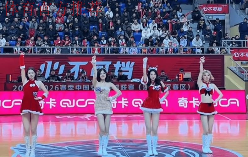 湖北啦啦队分享休闲片段：拉拉队们可爱的日常分享