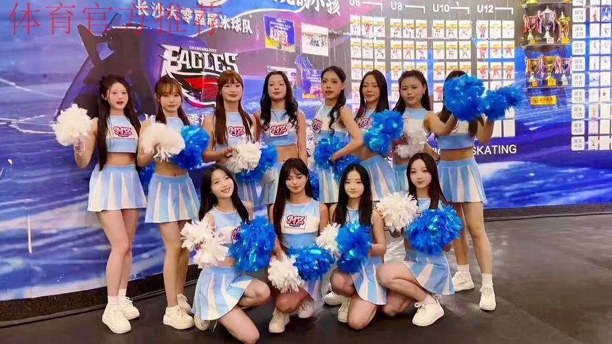 湖北啦啦队分享休闲片段：拉拉队们可爱的日常分享
